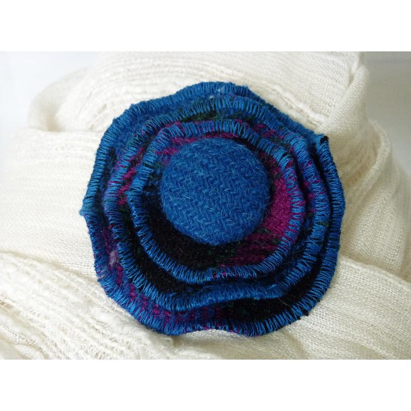 Bright blue & cerise harris tweed three layer brooch