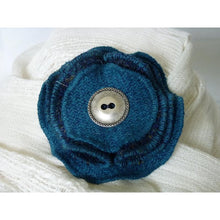 Load image into Gallery viewer, Teal &amp; navy Harris Tweed folded layered brooch 