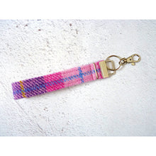 Load image into Gallery viewer, Harris Tweed wristlet keyring with a clip - pink and purple check